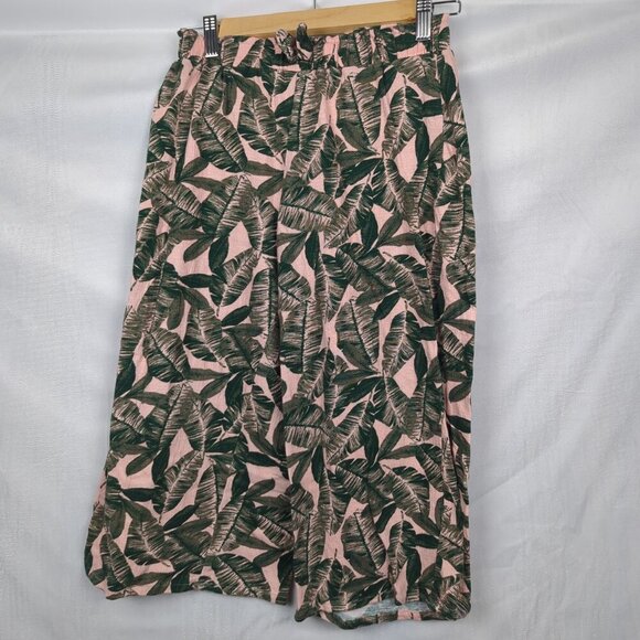 V & Grin Other - Pink & Green Leaf Print Summer Pants